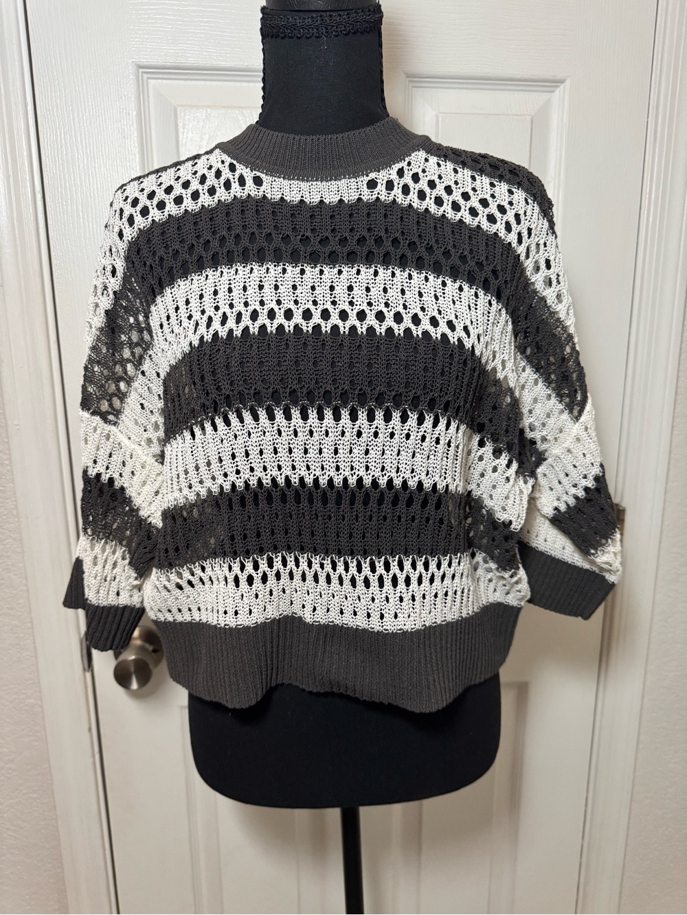 Women's Striped Open-Knit Sweater - Black & White